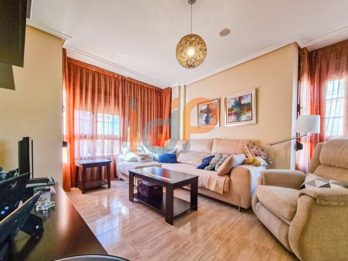 Casas en venta y pisos alquiler - 1