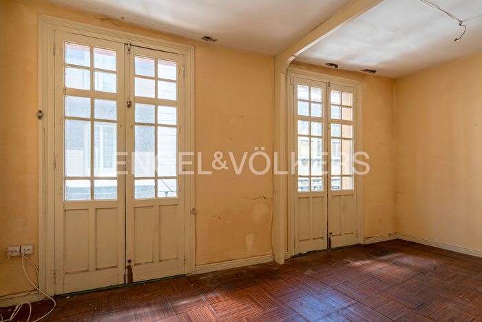 Casas en venta y pisos alquiler - 3