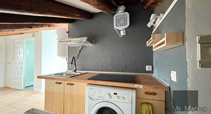 Casas en venta y pisos alquiler - 3