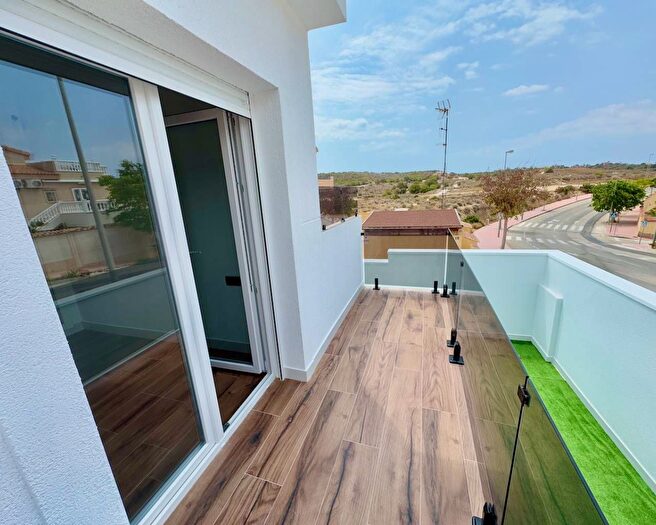 Casas en venta y pisos alquiler - 2