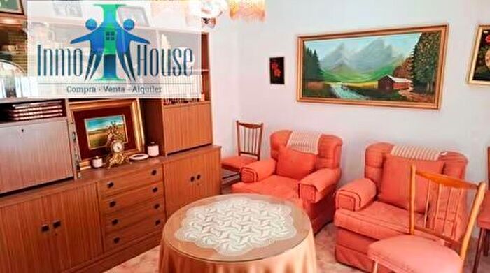 Casas en venta y pisos alquiler - 1