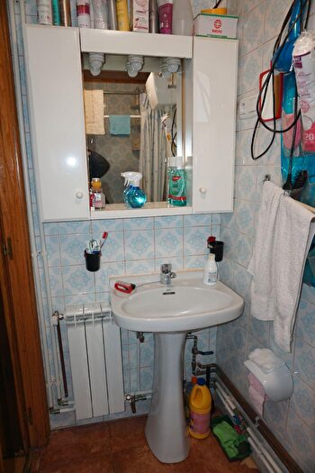 Casas en venta y pisos alquiler - 3