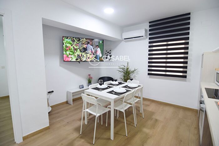 Casas en venta y pisos alquiler - 3