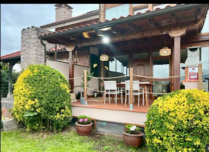 Casa en alquiler en Somió Cabueñes, Cabueñes de 4 habitaciones