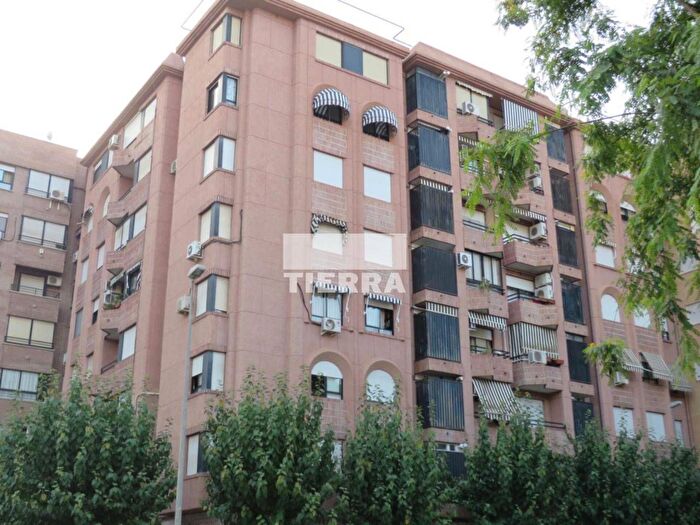Piso en venta en Norte, Santa María de Gracia de 3 habitaciones