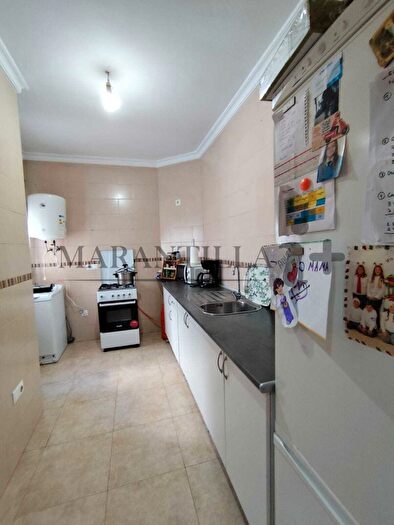 Casas en venta y pisos alquiler - 2