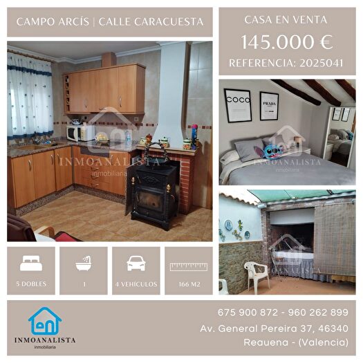 Casa en venta en Requena, Valencia de 5 habitaciones