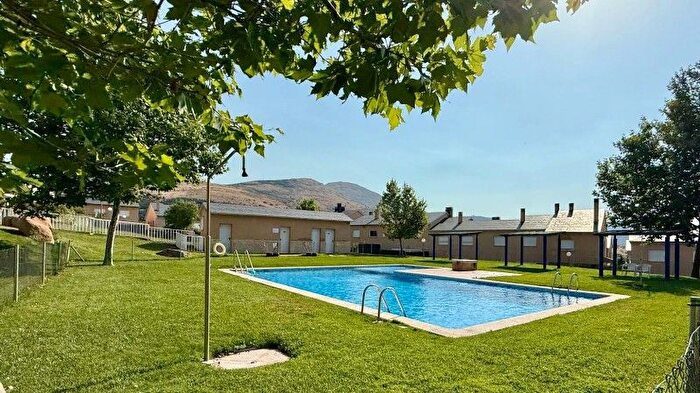 Casas en venta y pisos alquiler - 1
