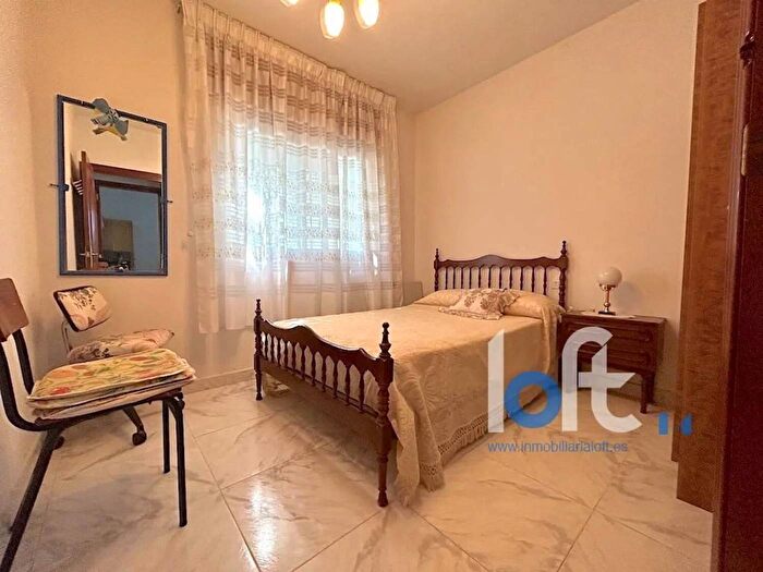 Casas en venta y pisos alquiler - 2