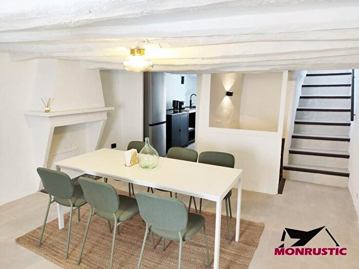 Casas en venta y pisos alquiler - 1