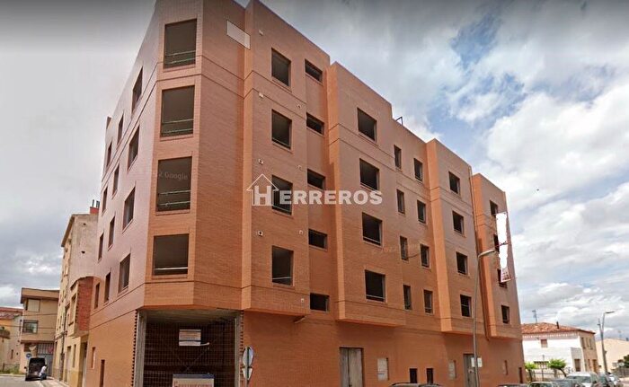 Piso en venta en Lardero, La Rioja de 3 habitaciones