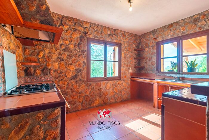 Casas en venta y pisos alquiler - 3