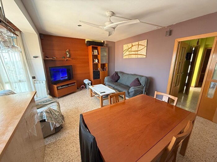Piso en venta en Creixell, Tarragona de 3 habitaciones