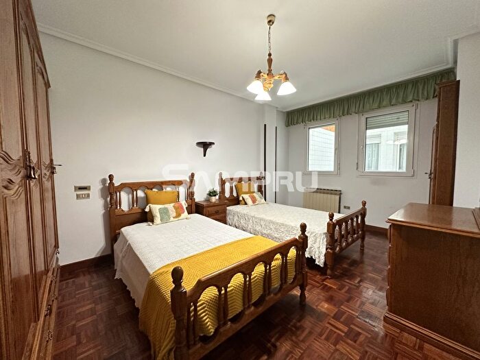 Piso en venta en Arrasate Mondragón, Gipuzkoa de 3 habitaciones