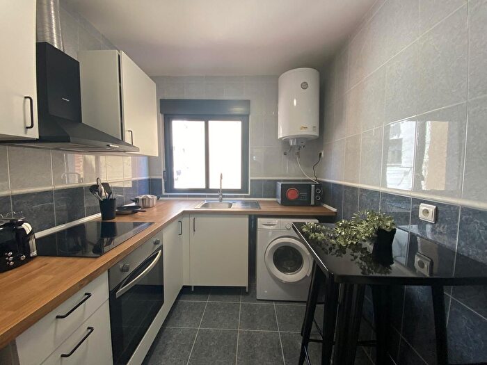 Casas en venta y pisos alquiler - 2