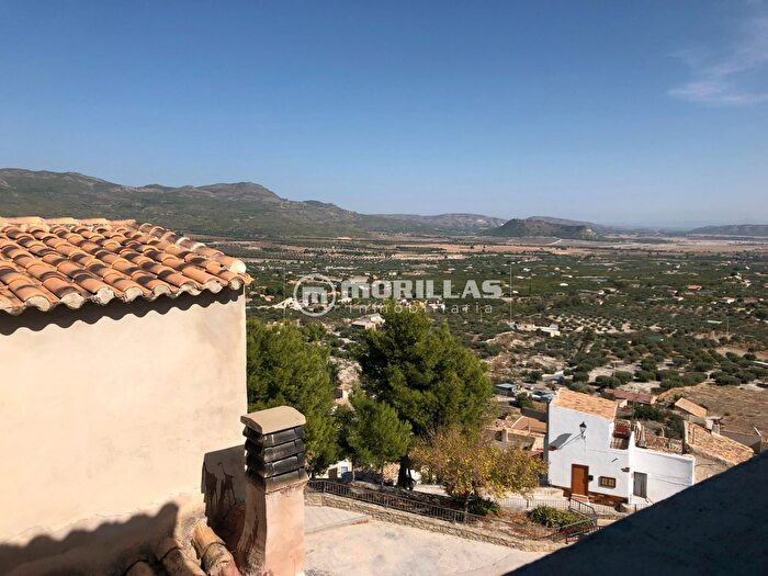 Casa en venta en Moratalla, Murcia de 3 habitaciones