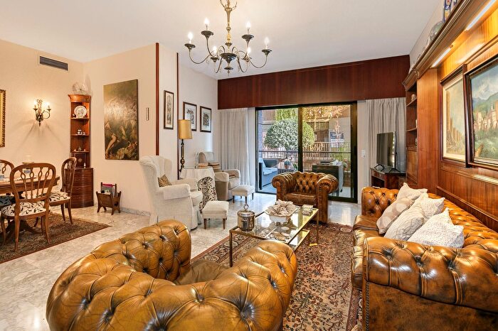 Piso en venta en Beiro, San Ildefonso de 5 habitaciones