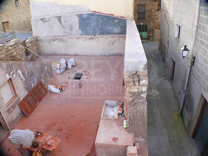 Casas en venta y pisos alquiler - 3