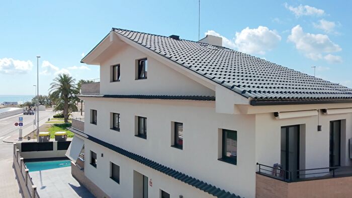 Casas en venta y pisos alquiler - 1