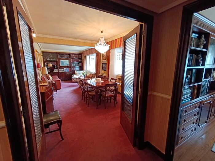 Casas en venta y pisos alquiler - 1