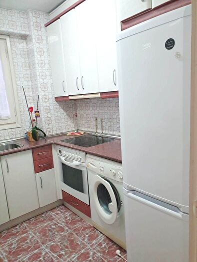 Casas en venta y pisos alquiler - 2
