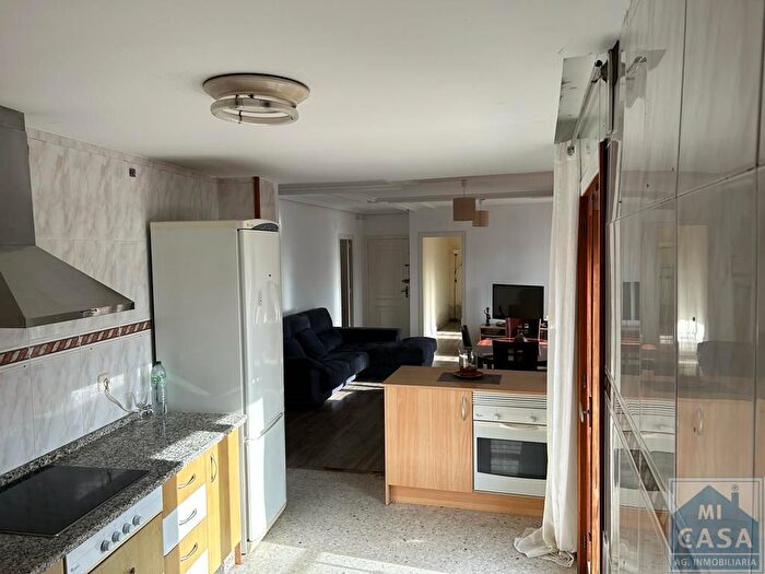 Casas en venta y pisos alquiler - 2