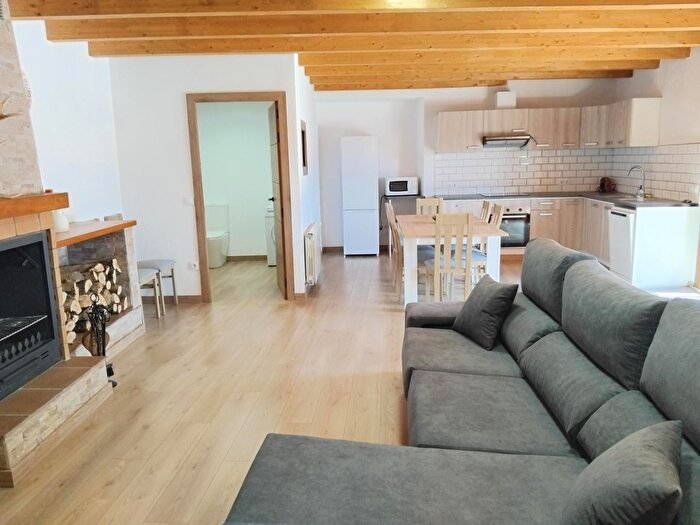 Casas en venta y pisos alquiler - 2