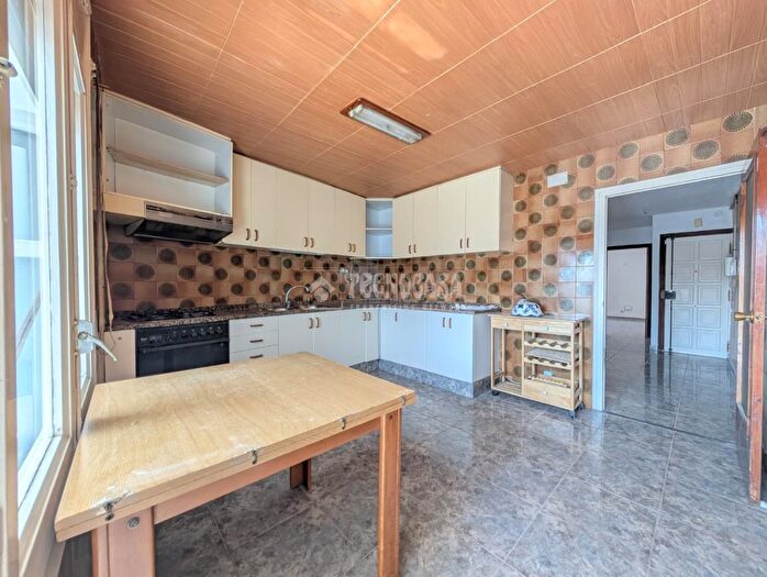 Casas en venta y pisos alquiler - 2