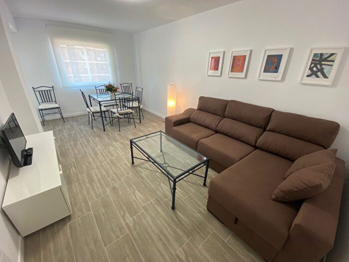 Piso en alquiler en Algirós, Ciutat Jardí de 3 habitaciones