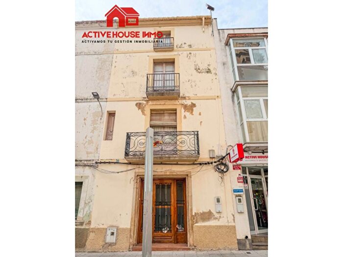 Casas en venta y pisos alquiler - 1