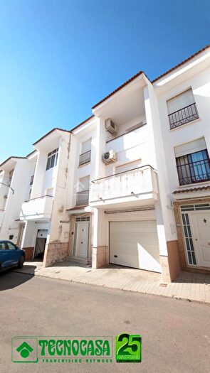 Casas en venta y pisos alquiler - 1