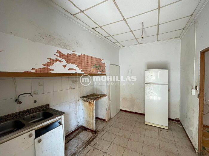 Casas en venta y pisos alquiler - 2
