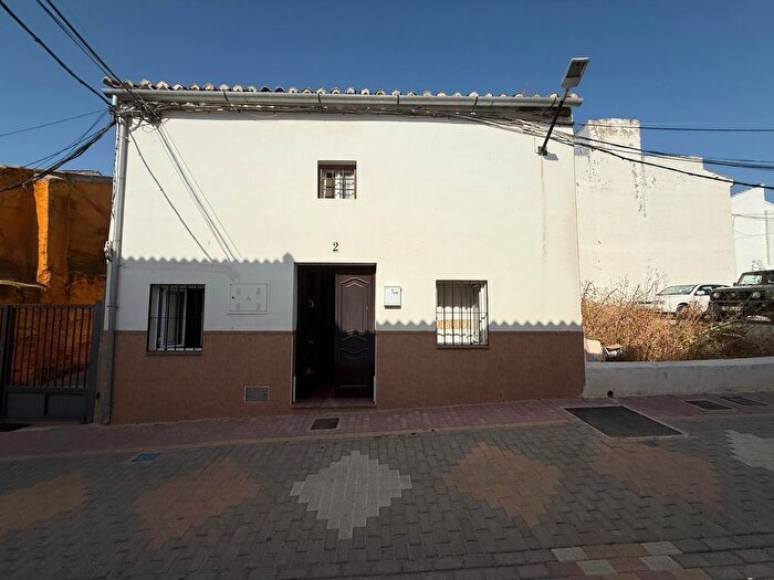 Casa en venta en Almargen, Málaga de 3 habitaciones