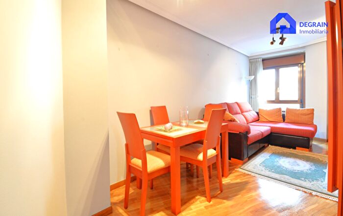 Casas en venta y pisos alquiler - 2