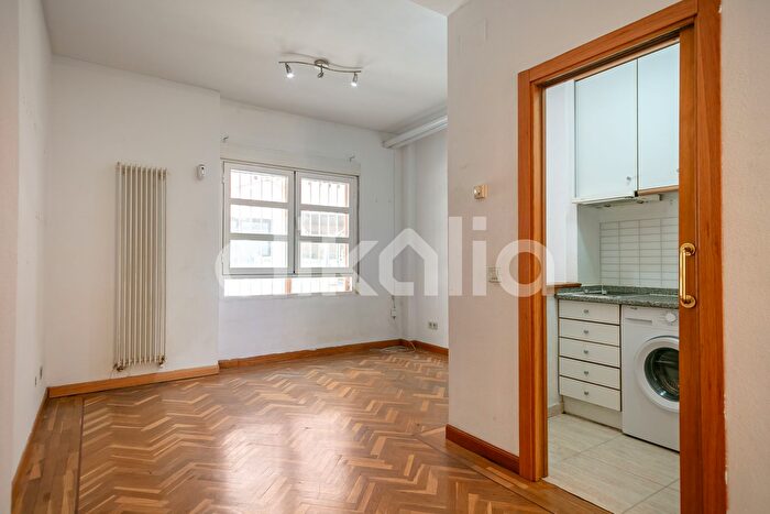 Piso en venta en Chamartín, Ciudad Jardín de 1 habitacion