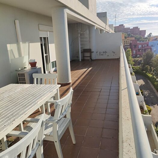 Piso en venta en San Bernabé, Algeciras de 3 habitaciones