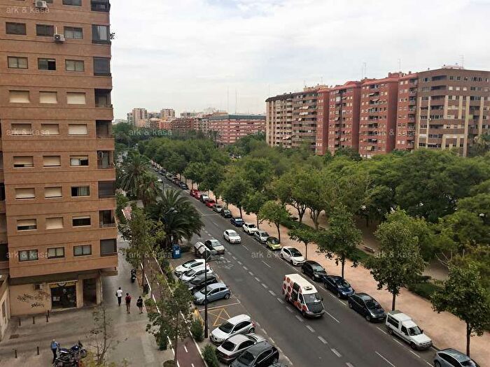 Piso en alquiler en Algirós, Ciutat Jardí de 3 habitaciones