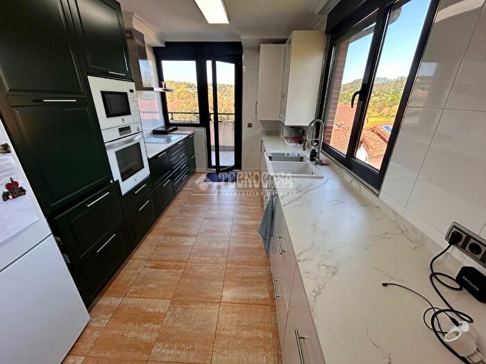 Casas en venta y pisos alquiler - 3