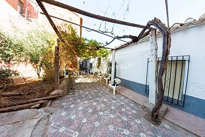 Casa en venta en Cantoria, Almería de 3 habitaciones
