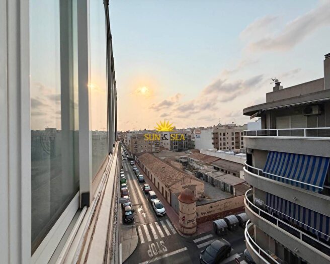 Casas en venta y pisos alquiler - 1