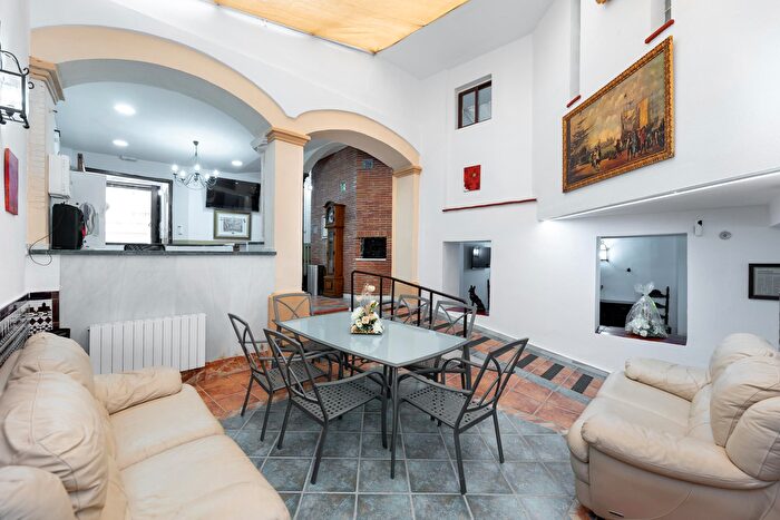 Casas en venta y pisos alquiler - 3
