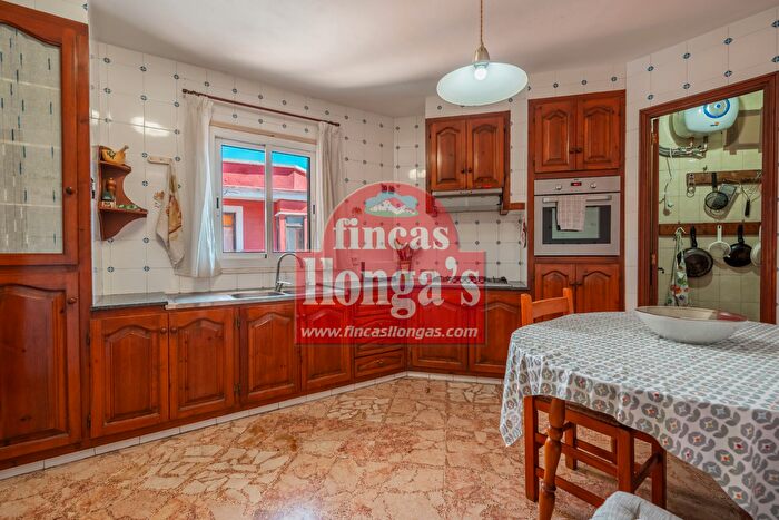 Casas en venta y pisos alquiler - 1
