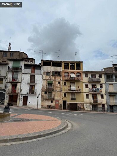 Casas en venta y pisos alquiler - 3
