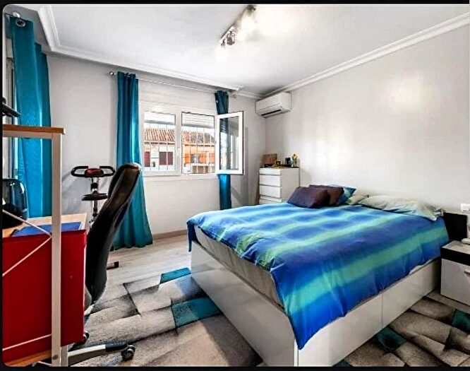 Casas en venta y pisos alquiler - 2