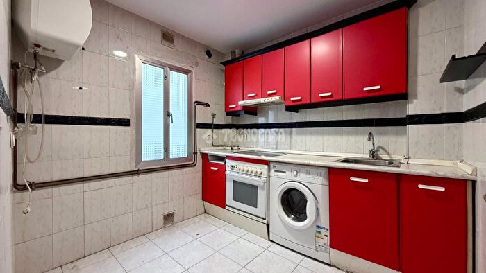 Casas en venta y pisos alquiler - 2