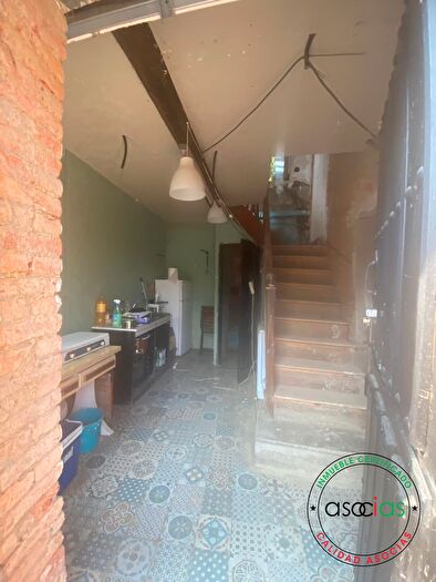 Casas en venta y pisos alquiler - 2