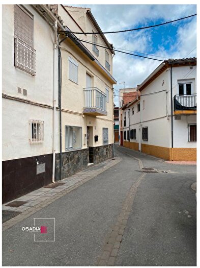 Casas en venta y pisos alquiler - 2