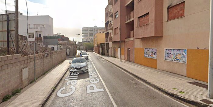 Casas en venta y pisos alquiler - 1