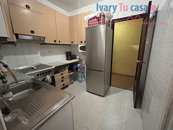 Casas en venta y pisos alquiler - 2