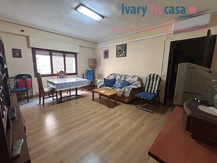Casas en venta y pisos alquiler - 1